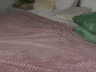 raysprinkle's CamSoda show and profile