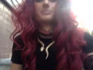 sissygoddessvikk... Live Webcam on CamSoda