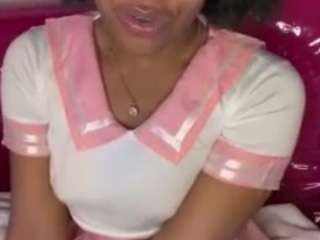 Live webcam model themistressla on Soda Cams