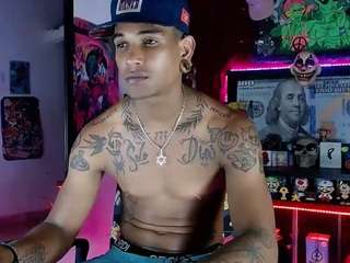  aharon-sexo1 chat room