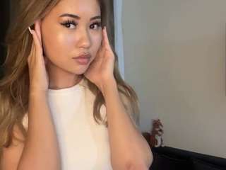 le modèle lerabanas est en webcam porno dans un show sur le site camsoda, il possède les tags suivants: anal,shaved pussy,natural,nature,no drinking,no smoking,orgasm,public,pussy,skinny,lush,solo,spank,squirter,strip,teen 18,wet,young adult,anal toys,naked