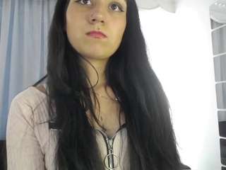 Mia-evans18