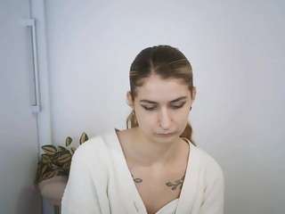 ninablond1 Live Webcam on CamSoda