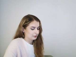 ninablond1's CamSoda show and profile