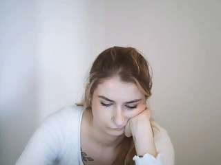 Live webcam model ninablond1 on Soda Cams