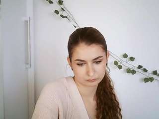 ninablond1 Profile Image