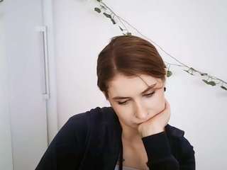 ninablond1, female webcam model,  years old, on live webcam