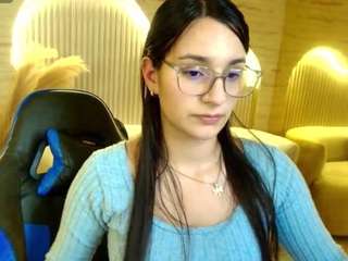 scarlett-vixen-r webcam model