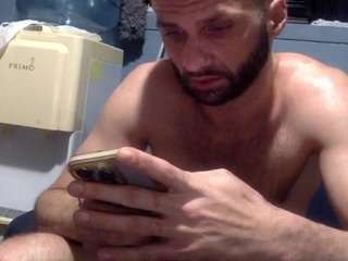 sexystud654 Live Webcam on CamSoda