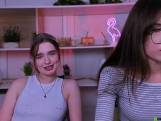  stella-noir chat room