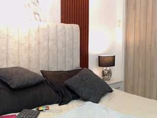 ashleyprg2 live cam preview
