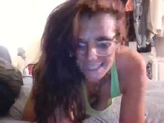lolalicksxxx webcam