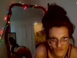 lolalicksxxx