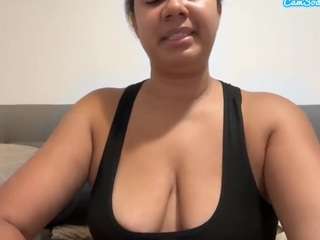 LolaSkyyJuicy