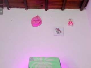 lunna-lust live cam profile