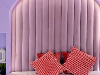 myapril's CamSoda show and profile