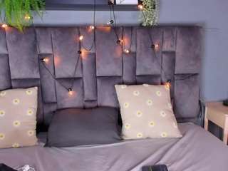 myapril live cam profile