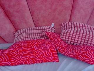 MyApril live webcam show