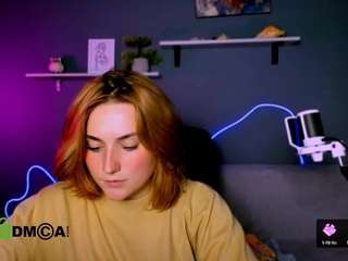 alice-cold webcam model