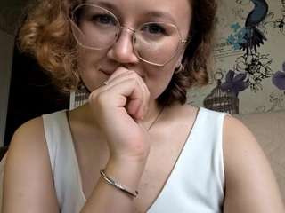 clementinathomure Live Webcam on CamSoda