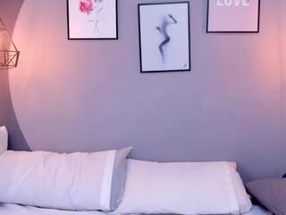 dannavelvet Live Webcam on CamSoda