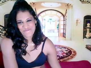 indiansexysmyle's CamSoda show and profile