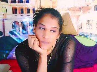 indiansexysmyle live cam profile