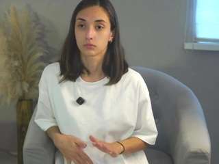  isobelkitthikoune chat room