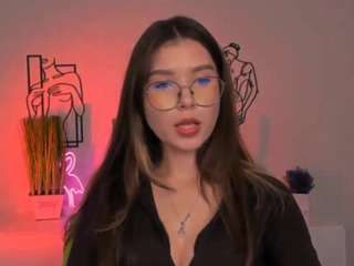 laura-sween