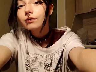lilarobidoux Live Webcam on CamSoda