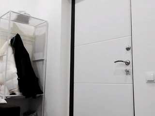 lilarobidoux Live Webcam on CamSoda