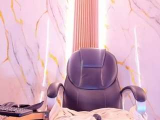 mariancristal Live Webcam on CamSoda