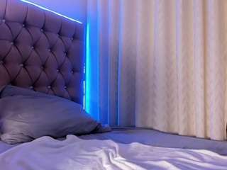 salytexas, female webcam model,  years old, on live webcam