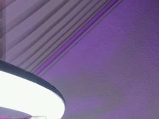 sophiejoy Oil live webcam