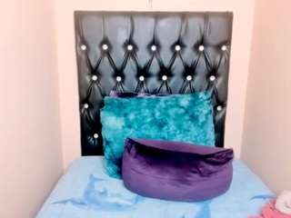 toxicfantasy4u's CamSoda show and profile