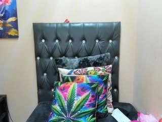 toxicfantasy4u live webcam show