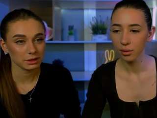 agata-li's CamSoda show and profile