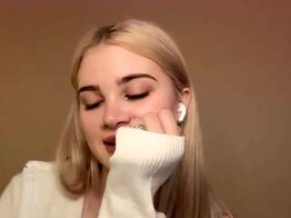 antoinetteelhass... Live Webcam on CamSoda