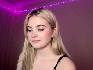 antoinetteelhass... Live Webcam on CamSoda