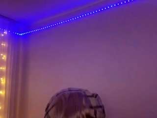 antoinetteelhass... Live Webcam on CamSoda