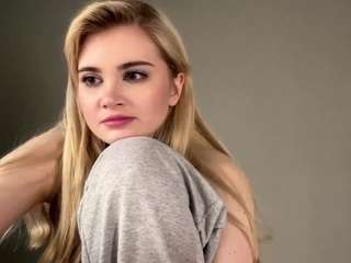 antoinetteelhassan webcam