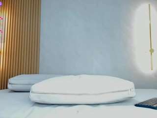  emily-kovac chat room