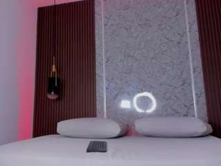 emily-kovac live webcam show