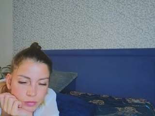 Kristi_Wolf live webcam show