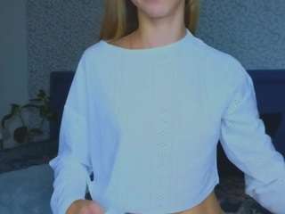 Kristi_Wolf live cam preview