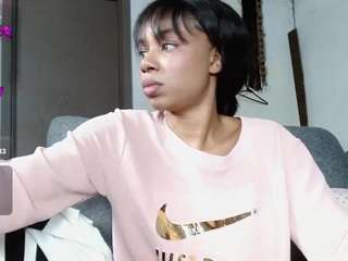 ebony-joness0