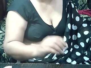 indianbhabimilf40 webcam camsoda model stream image