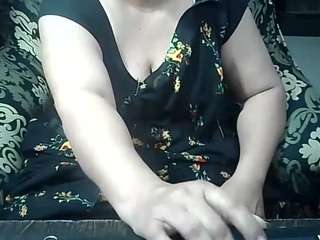 Indianbhabimilf40 live webcam show