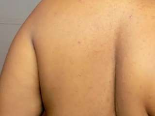 yiseth-02's CamSoda show and profile