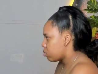 yiseth-02 webcam model